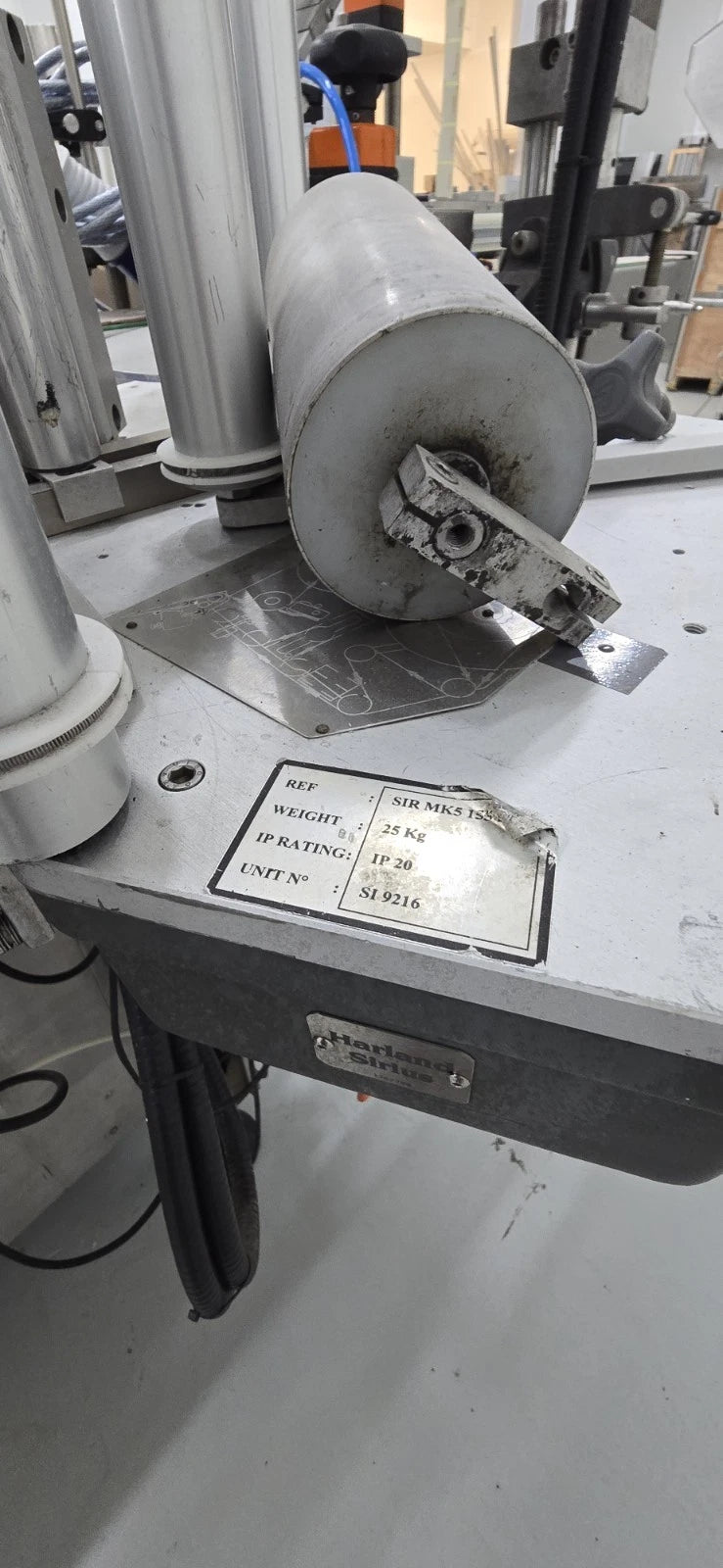 Harland Sirius Automatic Bottle Labelling Machine